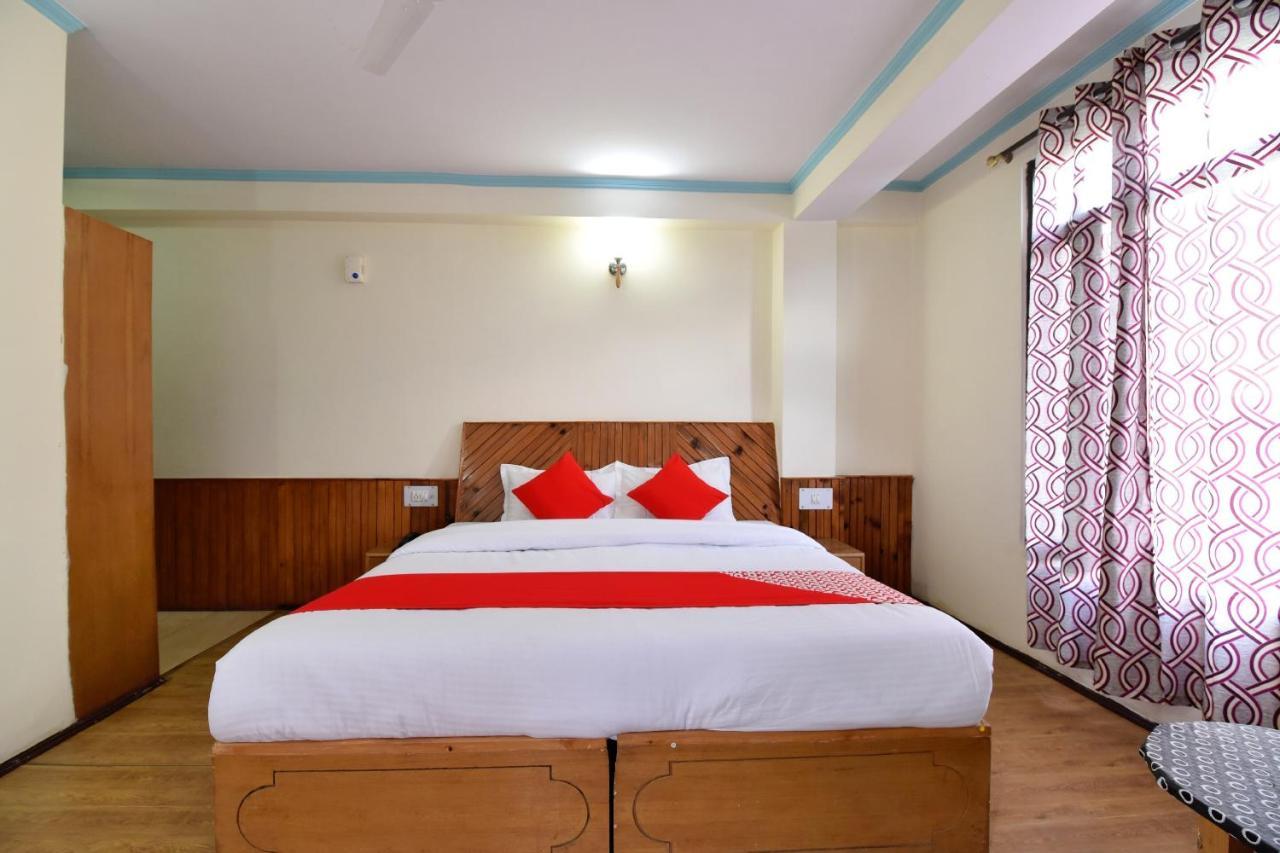 Hotel Oyo Hill View à Manāli Extérieur photo