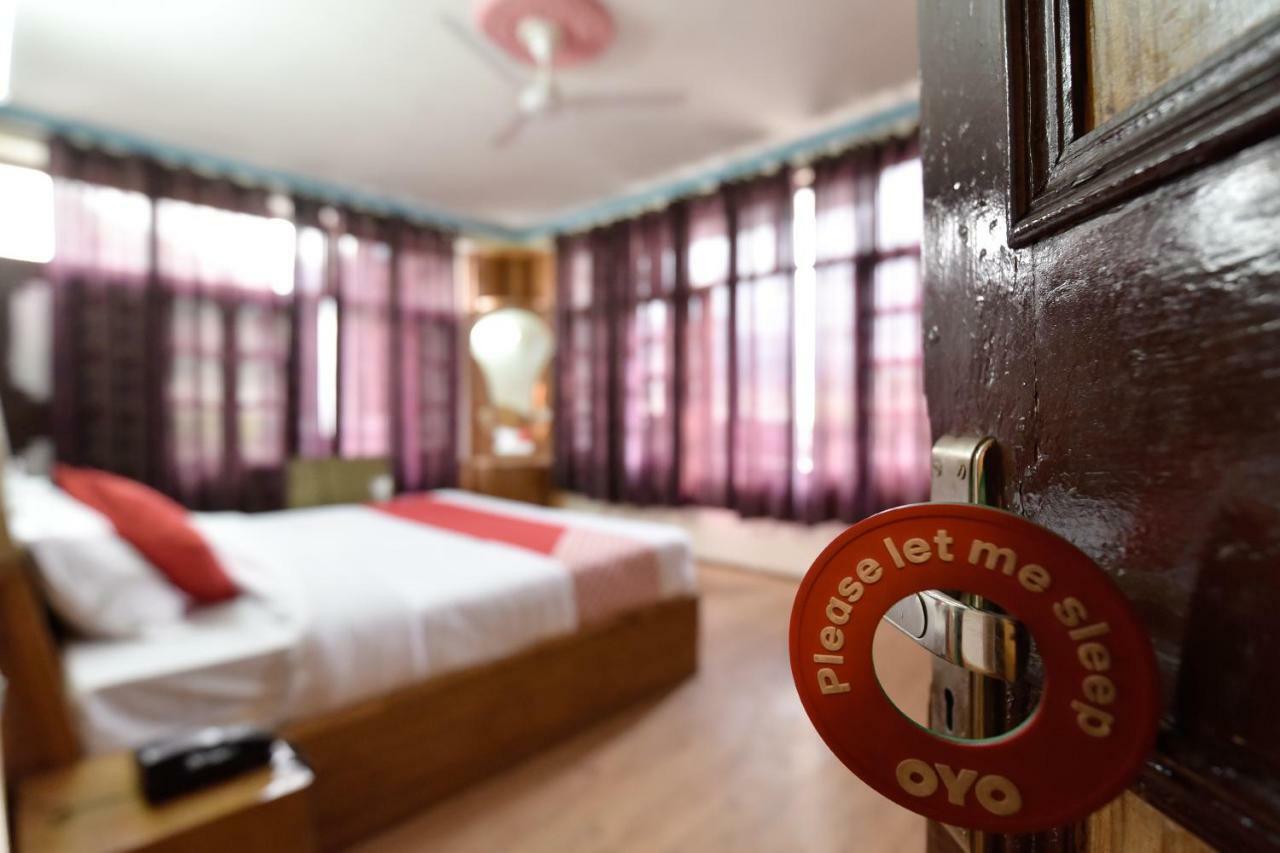 Hotel Oyo Hill View à Manāli Extérieur photo